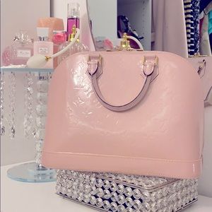 Louis Vuitton Alma